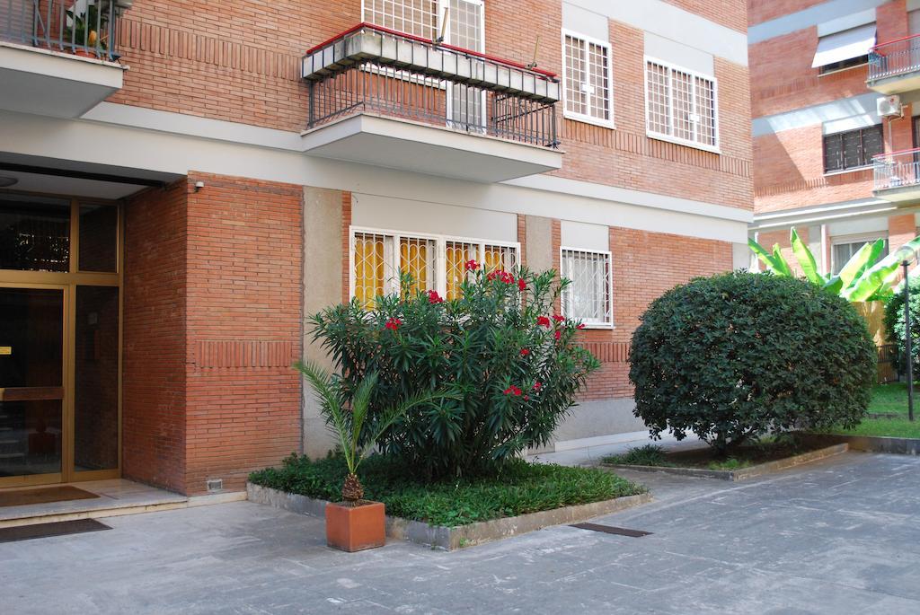 A Casa Di Pe' Casa Vacanze Рим Стая снимка