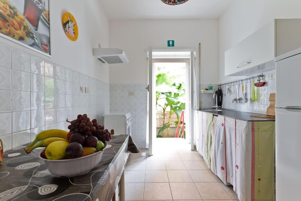 A Casa Di Pe' Casa Vacanze Рим Екстериор снимка